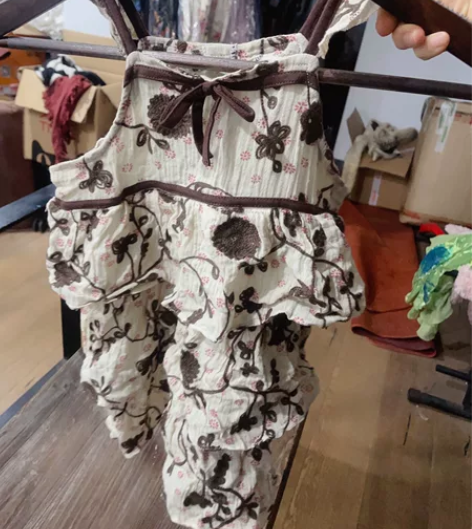 品牌全棉纱布绣花蛋糕蓬蓬裙女童 本人有收集...