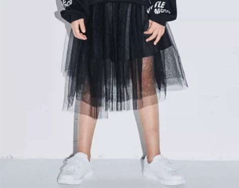 little MO##amp；amp；Co...