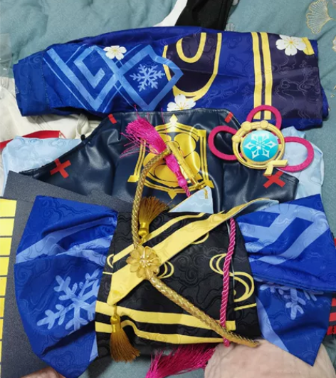 非名家，仅试穿拍照大全套不包邮（科幻） 衣...