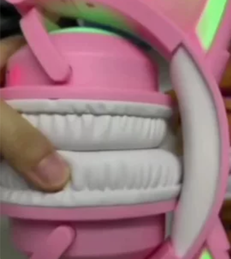 又进一批妖舞同款猫耳蓝牙顶配版耳机快七夕了...