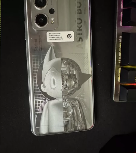 出一台一个月不到的红米note11Tpro...