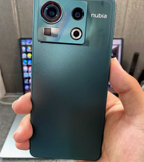 努比亚Z40sPro 拍照很强 官方定...