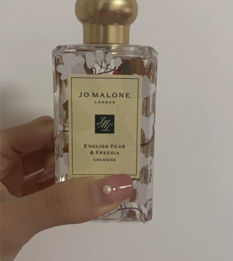 祖马龙香水 英国梨100ml 专柜买的 仅...