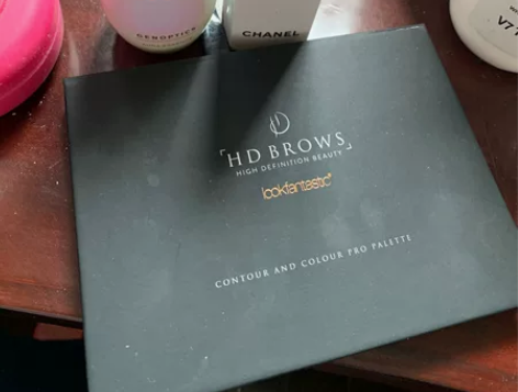 闲置 HDBrows 调色盘 全新如图，用...