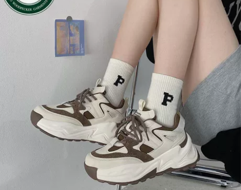 特价清仓，全新啄木鸟厚底老爹鞋女ins潮2...