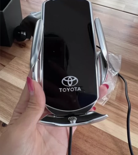 丰田新款塞纳导航支架,98新!换车了不需要...