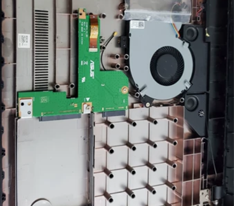 华硕 d540y全套壳配件。缺电池 还有显...