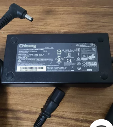 二手个人原装正品适用神舟战神Z7 G8 Z...