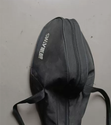 斯威两轮滑板，只玩过几次，现在不玩了，低价...