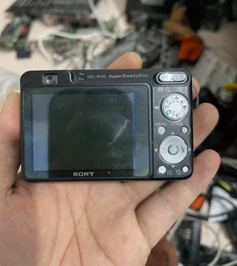 索尼DCS-W130 相机要的联系 感兴趣...