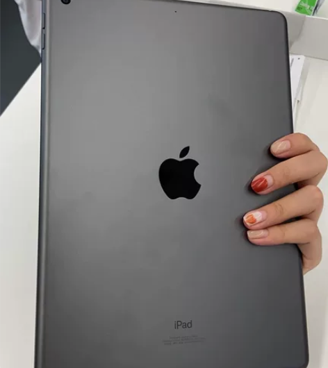 出闲置下来的ipad8代(2020) 95...