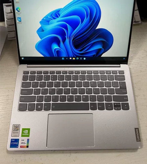 联想(Lenovo)小新Pro13 202...