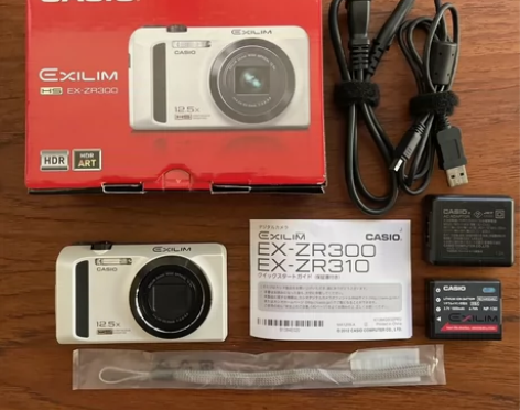 卡西欧zr300奶白色 箱说齐全 相机很新...