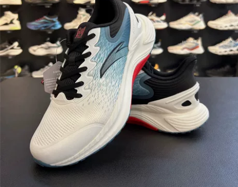 安踏创跑3代跑鞋女2023春季新款虫洞科技...