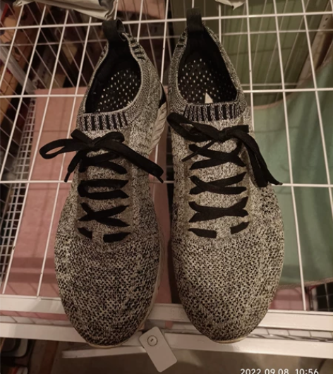 李宁超轻一代跑步鞋，贱卖 感兴趣的话点“我...