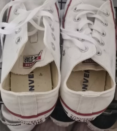 匡威帆布鞋女，36码 感兴趣的话点“我想要...