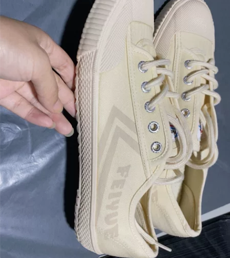 大孚飞跃帆布鞋，超软鞋底，女款36码和40...