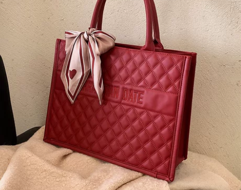 2022红色包包女大容量2021新款潮高级...