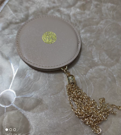 汉服品牌七月夕带流苏小镜子 质量很好，金属...