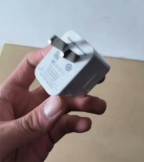 华为super charge充电头，最大功...