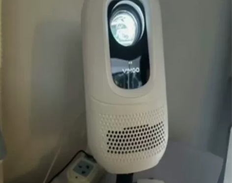 【捡漏】坚果微果C1投影仪家用办公家庭影院...