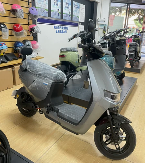 小牛电动G6T，可上广州牌，新国标，带一体...