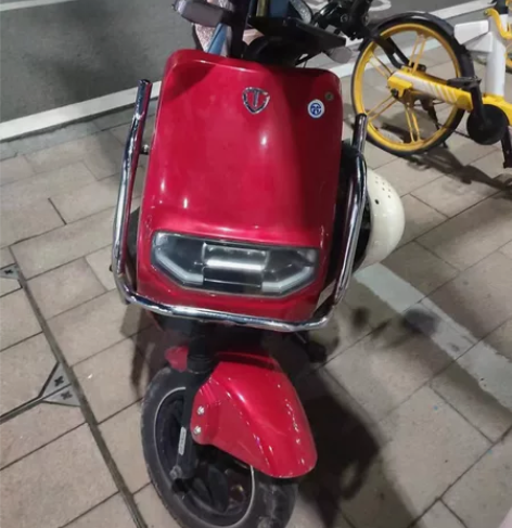台铃电动车,买成3700,买了一年,加了一...