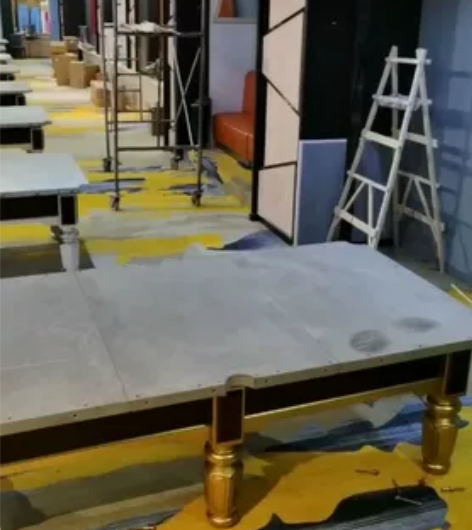 球房倒闭、台球桌设备低价处理 联系电话：1...