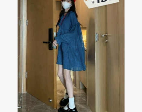 【现货】全智甜克莱因蓝显白娃娃裙夏女长袖荷...