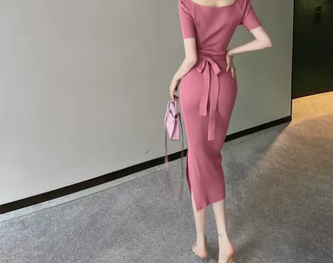 女神范夏季新款针织连衣裙法式气质复古挂脖绑...