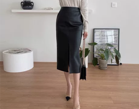 皮裙高腰开叉中长款包臀裙,XL码9新。皮质...