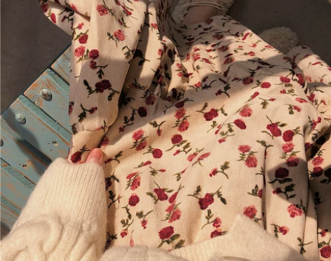 全新秋冬新款法式复古碎花高腰a字半身裙显瘦...