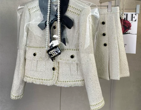 名媛小香风套装洋气2022新款气质港风复古...