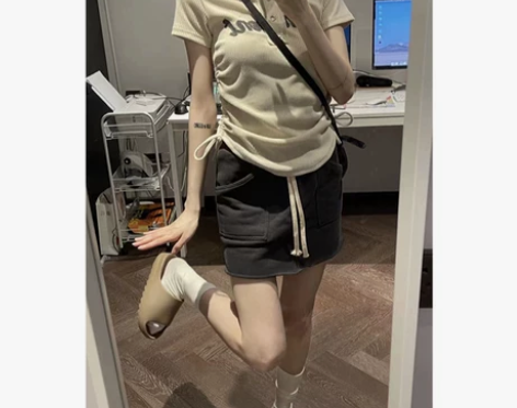 全新太空漫步”工装风卫衣短裙抽绳卷边舒适上...