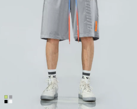 夏钢印字母彩虹抽绳休闲短裤男+潮流INS大...