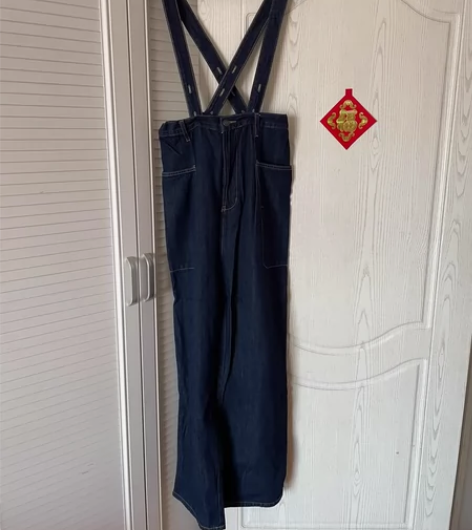 Bobo1972背带连体牛仔裤 全新 我买...