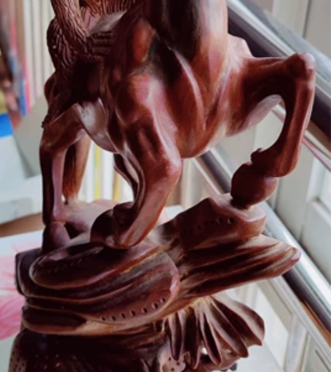 木雕马上封侯寓意官途畅通 感兴趣的话点“我...