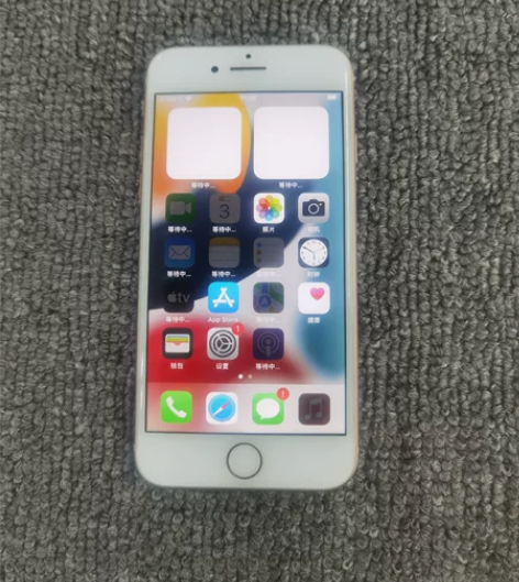 苹果8 64G 国行，成色新，一切功能正常...