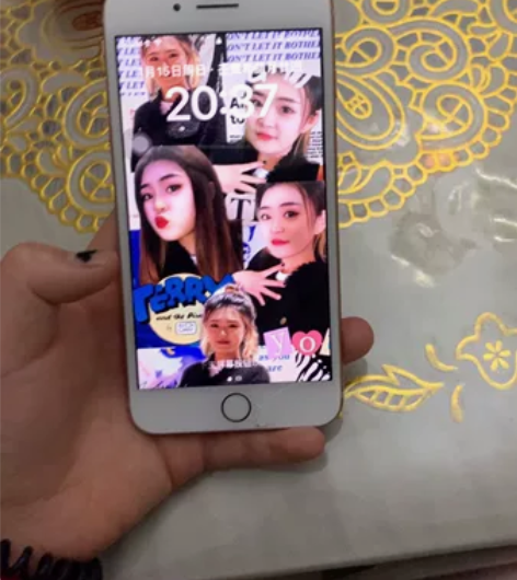 iPhone 8p正面白背面粉 64G国航...