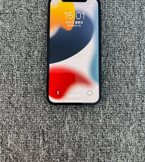 苹果12国行黑色,128g内存,系统15....