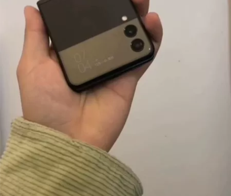 三星折叠3代，ZFlip3 美版8+128...