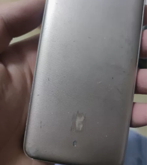 三星G1600翻盖智能机 成色有点差，帮同...