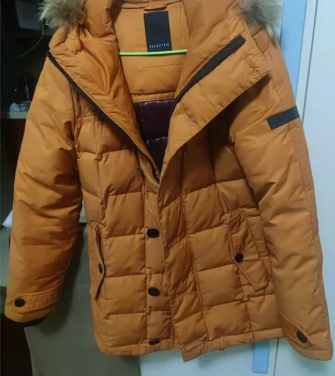 思莱德 男士羽绒服 中长款橙色，不是很鲜艳...