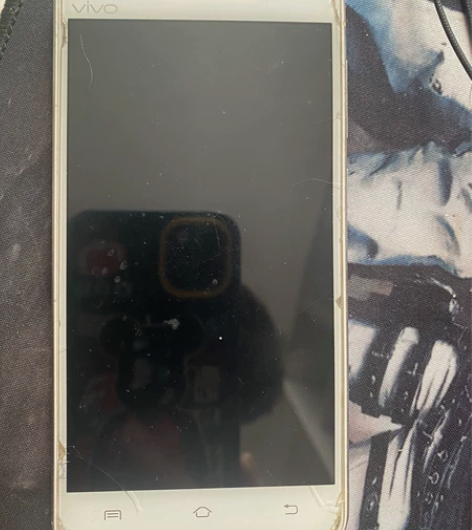 vivoxplay5s 好久不用能充电 还...