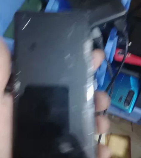 vivo尸体机任何理由不退不刀 感兴趣的话...