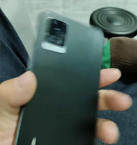 vivo  s7 8+256 个人一手的，...