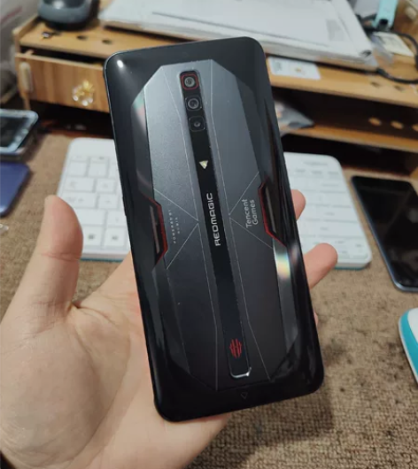 努比亚红魔6pro 12+256G黑色 骁...