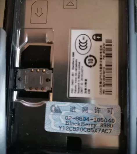 原装黑莓手机，一直自用，无维修，外观无痕，...