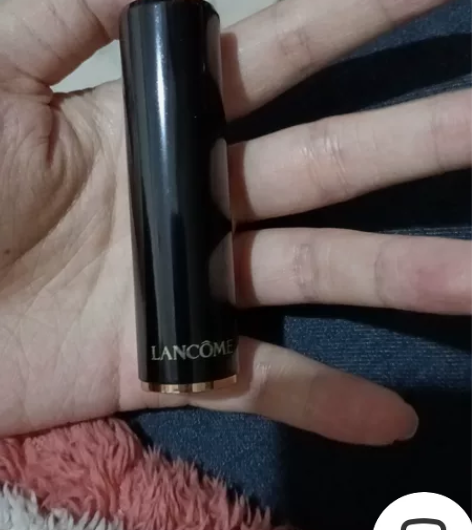 大牌口红全新兰蔻黑管口红120包邮 基本上...