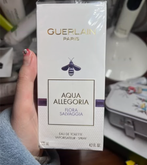 娇兰芳草仙踪香水125ml 朋友送我的,喷...